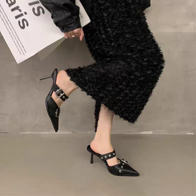 欧美风银色小众包头凉拖鞋女2026年春夏新款尖头皮带扣细跟高跟鞋