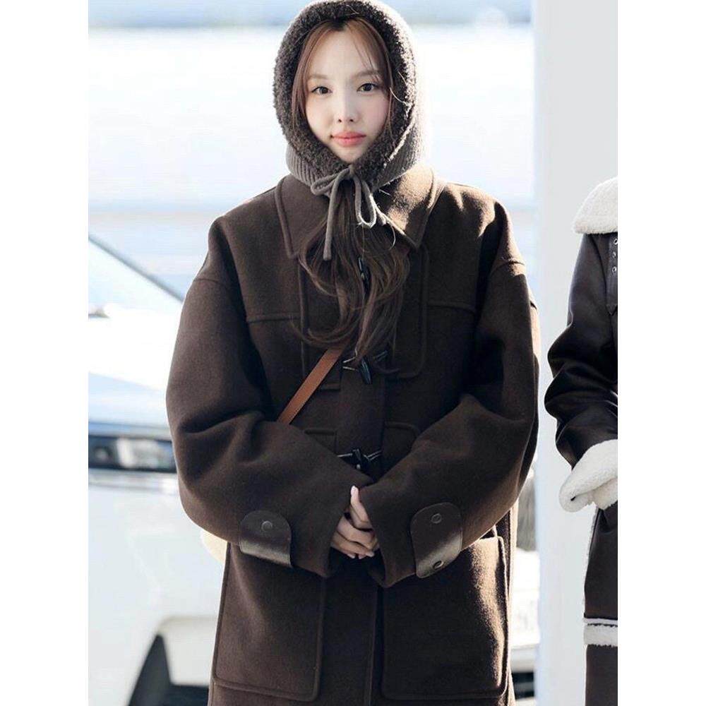 林娜琏同款咖色牛角扣羊绒女2025冬季新款百搭韩系中长款宽松外套