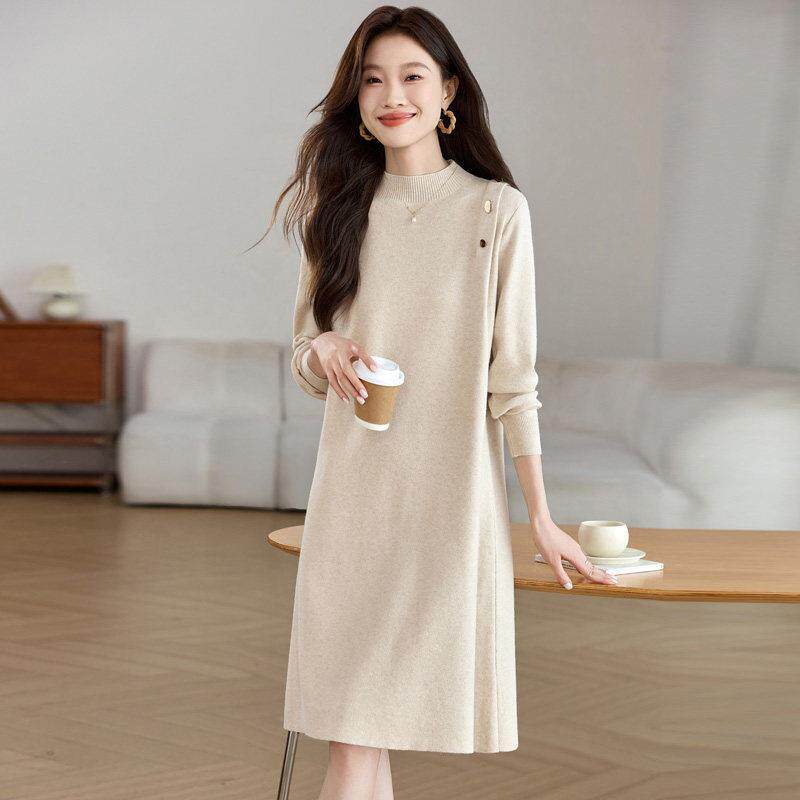 GPTP高级感超好看针织连衣裙女秋冬中长款配大衣毛衣内搭打底裙