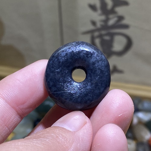 和田玉墨玉籽料随型大圆珠子配饰复古风老光工艺藏式手编绳配珠