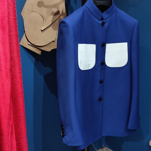 beyond演唱会黄贯中同款中山装