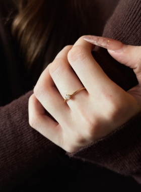 白色6D麻花小钻戒黄金镶嵌999足金