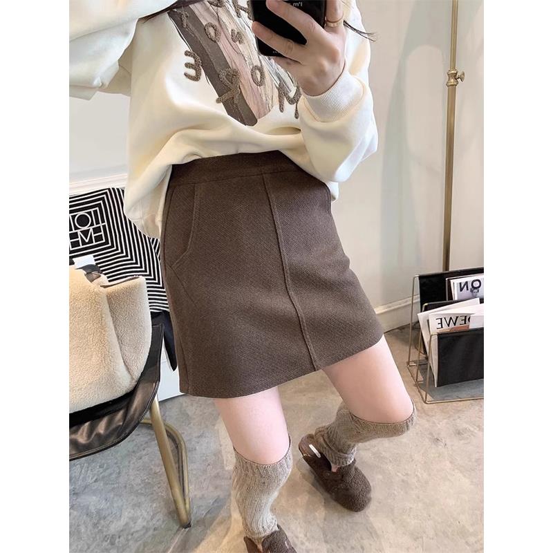 2024秋冬新款毛呢半身裙女设计感小众高腰百搭显瘦a字包臀裙短裙