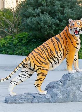 仿真老虎雕塑摆件大型发光动物模型玻璃钢户外假山园林景观装饰品