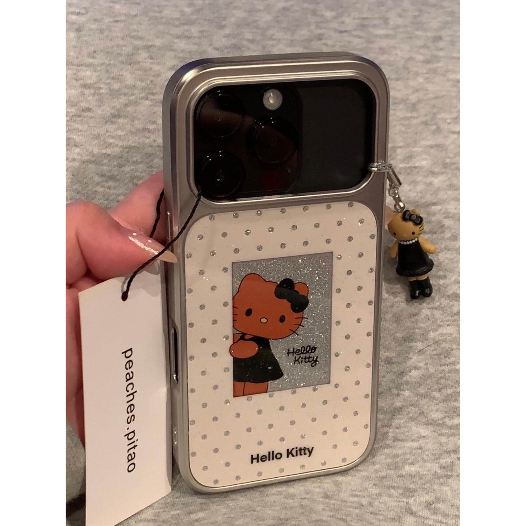 可爱卡通银色闪粉波点小黑裙猫咪适用于17promax · 小黑裙