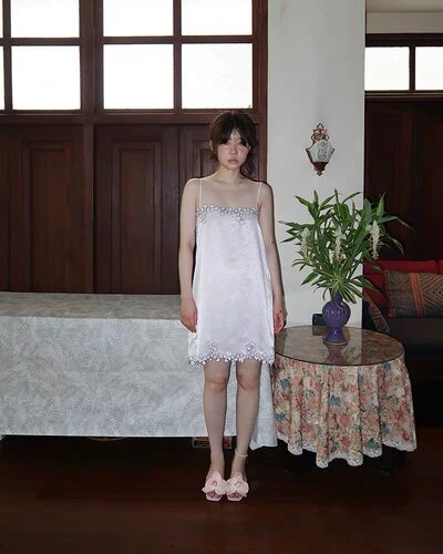 freckle主理人同款甜美吊带连衣裙夏新款蕾丝花边绸缎清爽睡衣裙