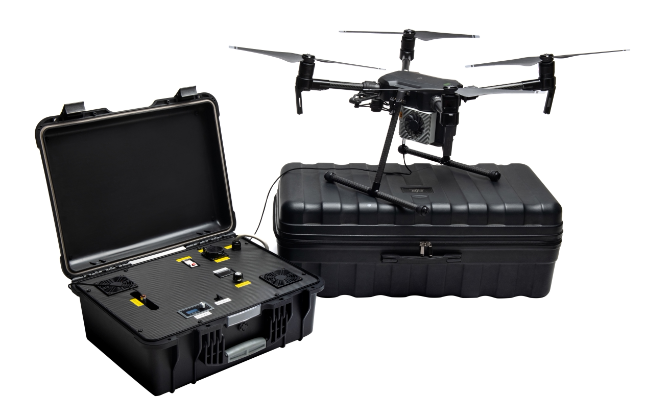 大疆m200 m30系留无人机基站自适应收放线 长航时供电 悬停照明