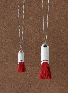 马年红色马鬃毛刷项链女