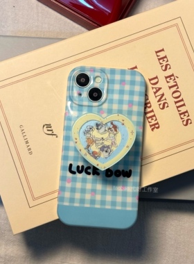 适用于苹果iPhone16promax手机壳英文浅蓝格子爱心摇摇乐支架iphone15防摔14硅胶14pro女款13pro外壳16保护套