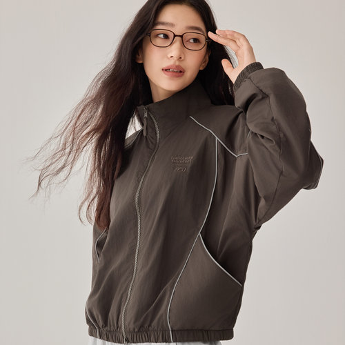 Skechers斯凯奇新款女士时尚简约防泼水宽松外套梭织外套L325W102