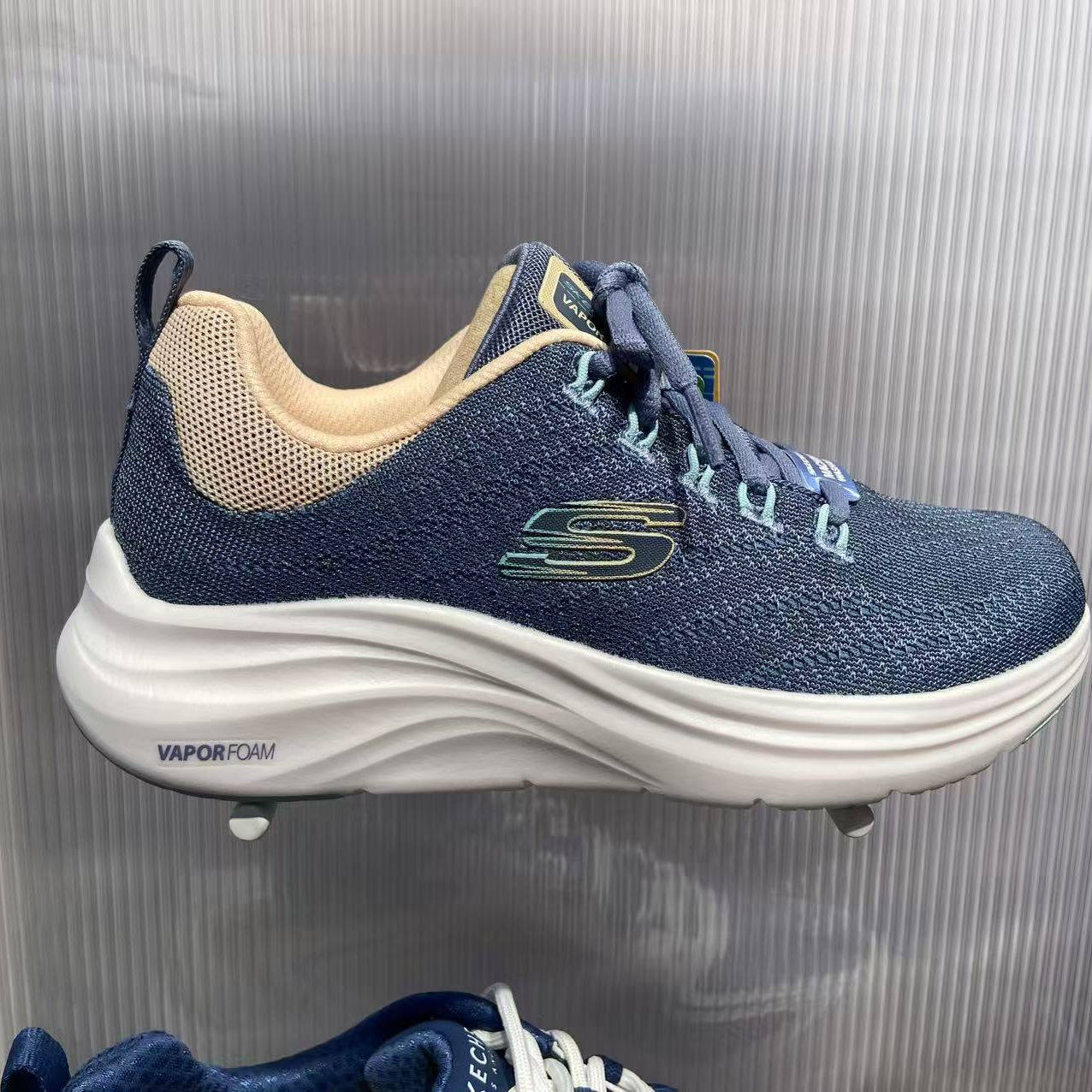 Skechers斯凯奇云迹跑步鞋女士时尚厚底休闲鞋缓震运动鞋子150022