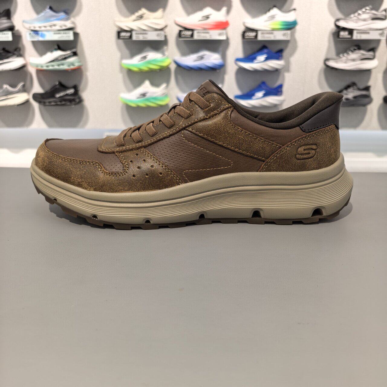 Skechers斯凯奇闪穿鞋商