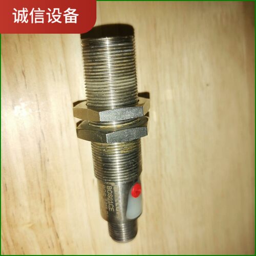 原装BALLUFF巴鲁夫BOS01CE光电传感器BOS 18-【议价】