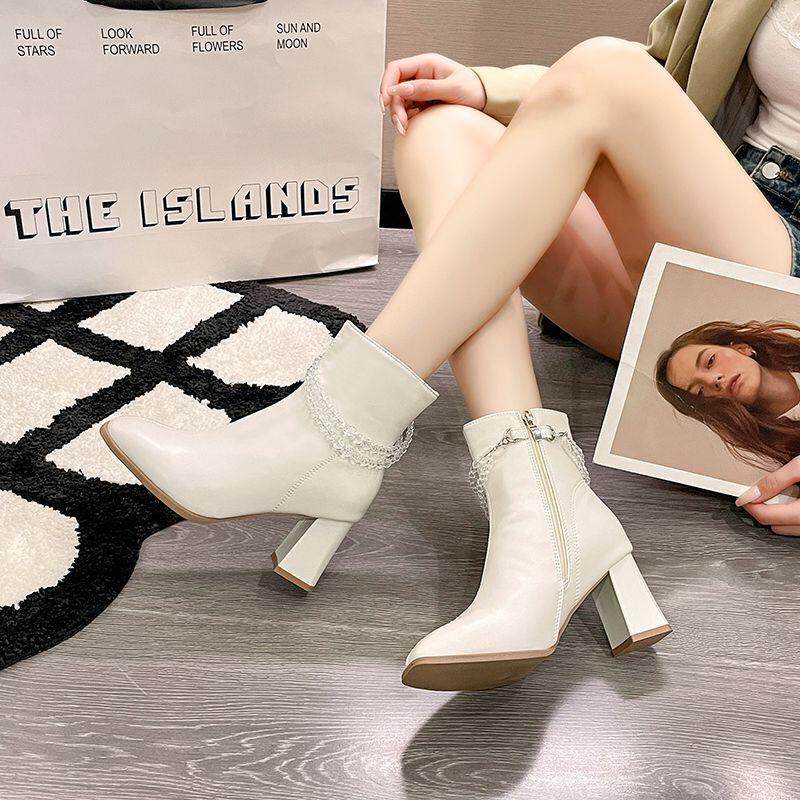 白色短靴女粗跟方头米色瘦瘦靴子女2026新款秋羊季软法式踝靴高跟