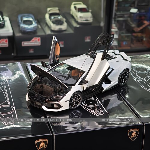 LCD 1:18 兰博基尼Revuelto新大牛合金仿真汽车模型收藏摆件
