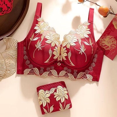 本命年红色文胸套装结婚新娘内衣女小胸聚拢加厚无钢圈收副乳胸罩