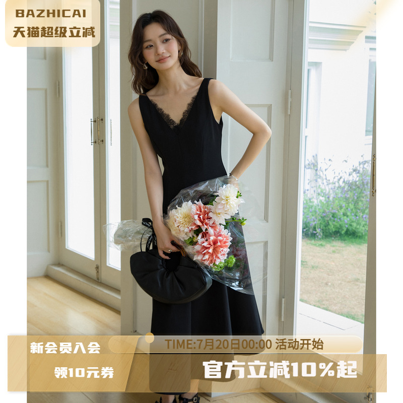 黑色赫本风V领连衣裙小黑裙
