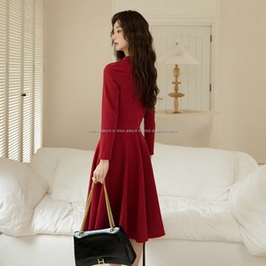 新款港风复古收腰显瘦时尚红色赫本风连衣裙秋秋气质仙女a字裙子