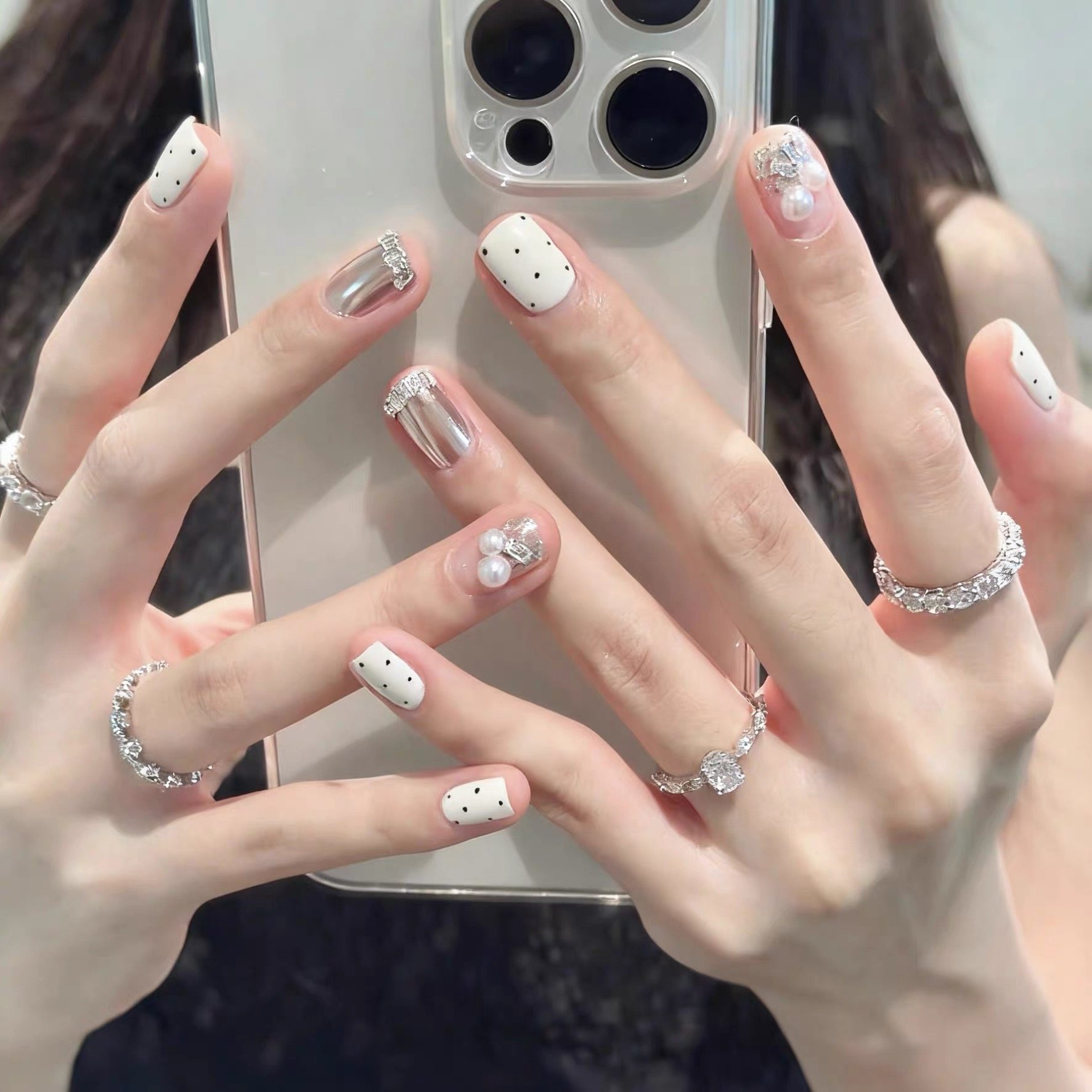 白月光奶白色波点手工穿戴甲轻奢气质显白美甲贴片温柔高级感短款,彩妆/香水/美妆工具,穿戴甲/甲片,淘宝优惠券,粉丝福利购,淘宝优惠卷