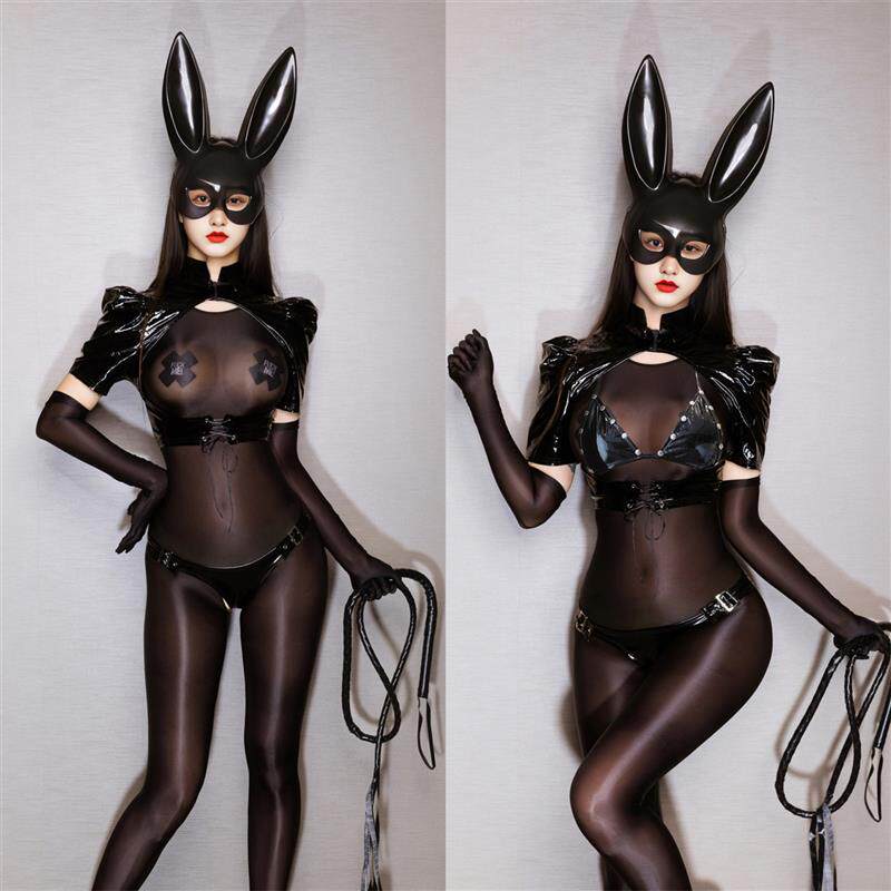 小怪兽:黑丝女王!血滴子性感内衣紧身皮带捆绑束缚丝袜连体衣