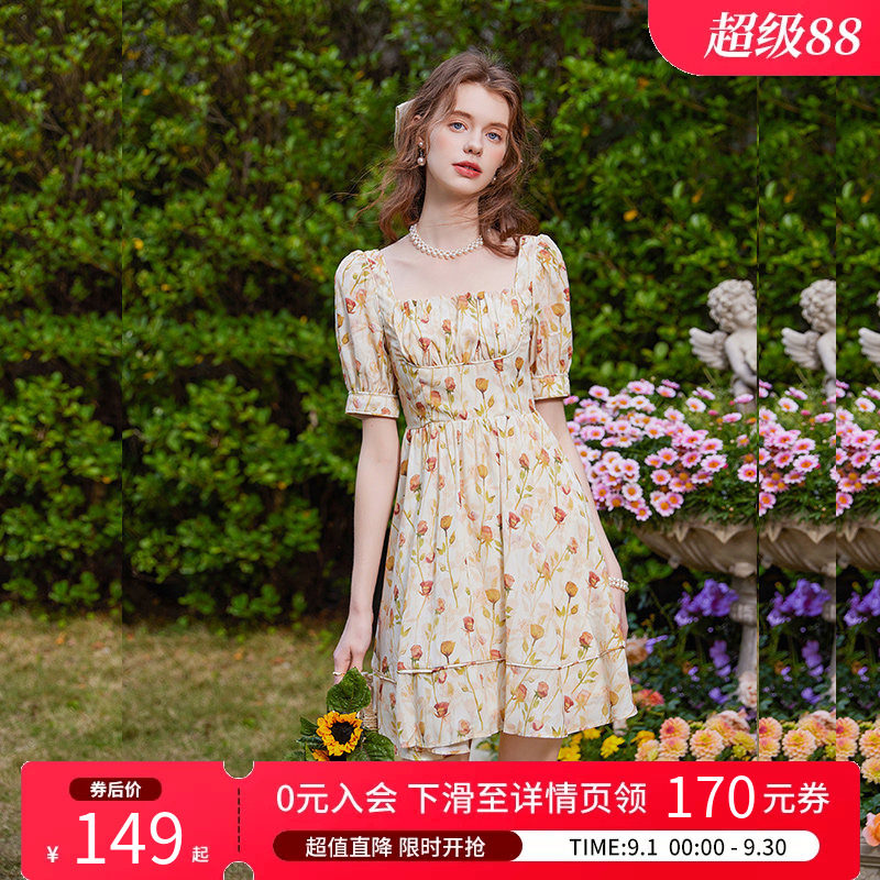 白鹿语法式方领桔梗碎花裙连衣裙图片