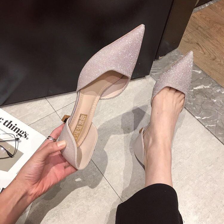 银色高跟鞋配裙子的穿搭细跟低跟3厘米仙女伴娘鞋新娘子结婚单鞋