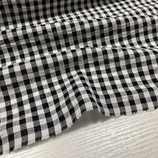 经典黑白色织格子泡泡全棉布料春夏薄纯棉盐缩衬衫连衣裙裤子面料