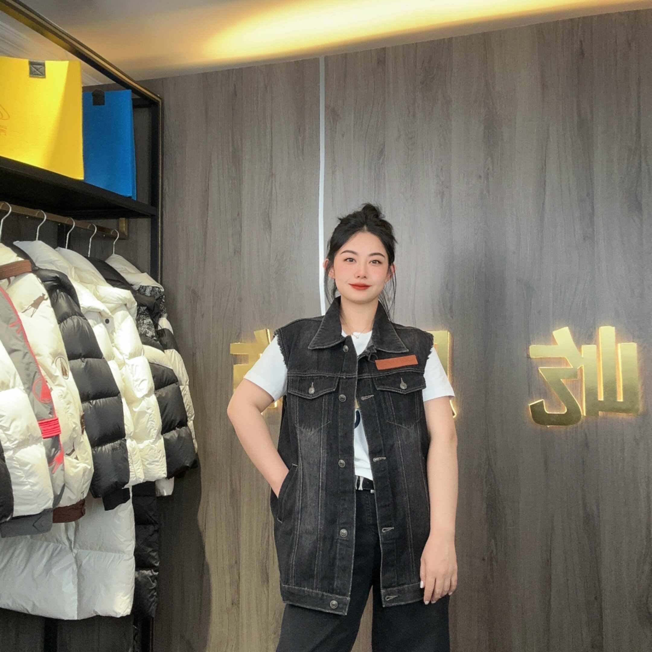 欧洲站牛仔服马甲25年春夏新款宽松显瘦休闲外套潮品软牛仔9128