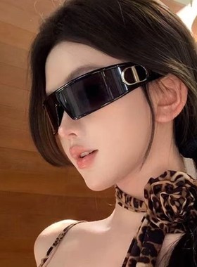 D家欧美风时尚高级感网红发箍式女款运动型墨镜防紫外线骑行眼镜