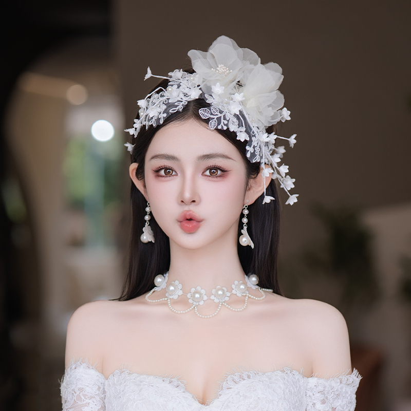 新娘唯美优雅头饰法式新款婚纱项链森系设计感高级花朵旅拍配饰品