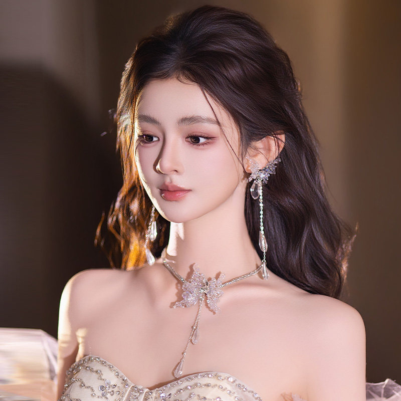 韩系新娘水晶氛围感高级婚纱礼服吊坠流苏项链耳饰披发时尚配饰品