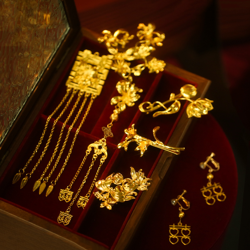 新娘结婚头饰金色花朵流苏发簪新中式国风高级感敬酒服发饰配饰品