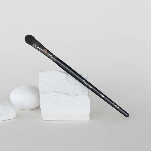 大面积打底眼影刷