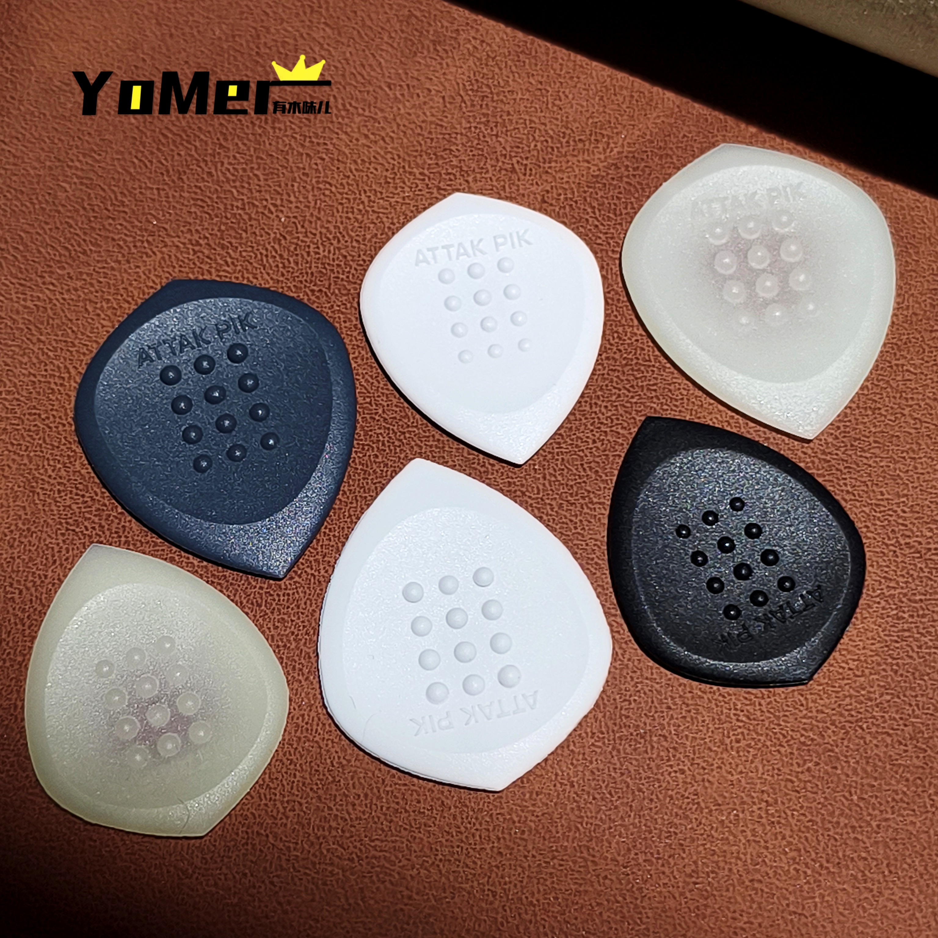 美国Attak Pik碳纤维夜光尖头电吉他贝司耐磨防滑速弹专业拨片