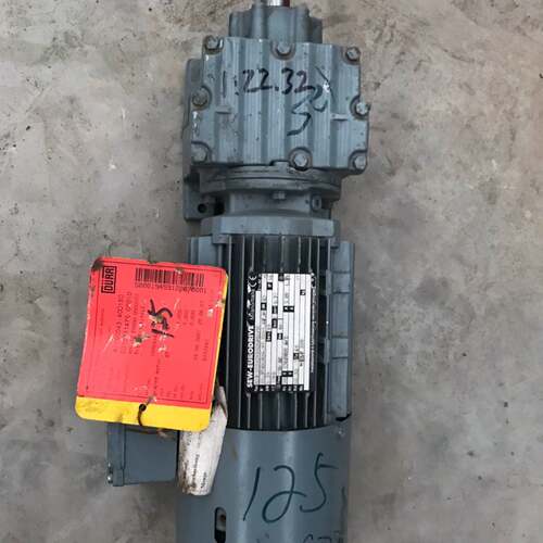 议价一台未使用过sew R27 DT80K4制动齿轮减速机，可维修翻新