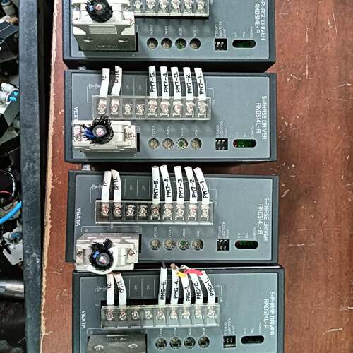 议价步进驱动器RKD514L-A 件九成新，功能正常可维修