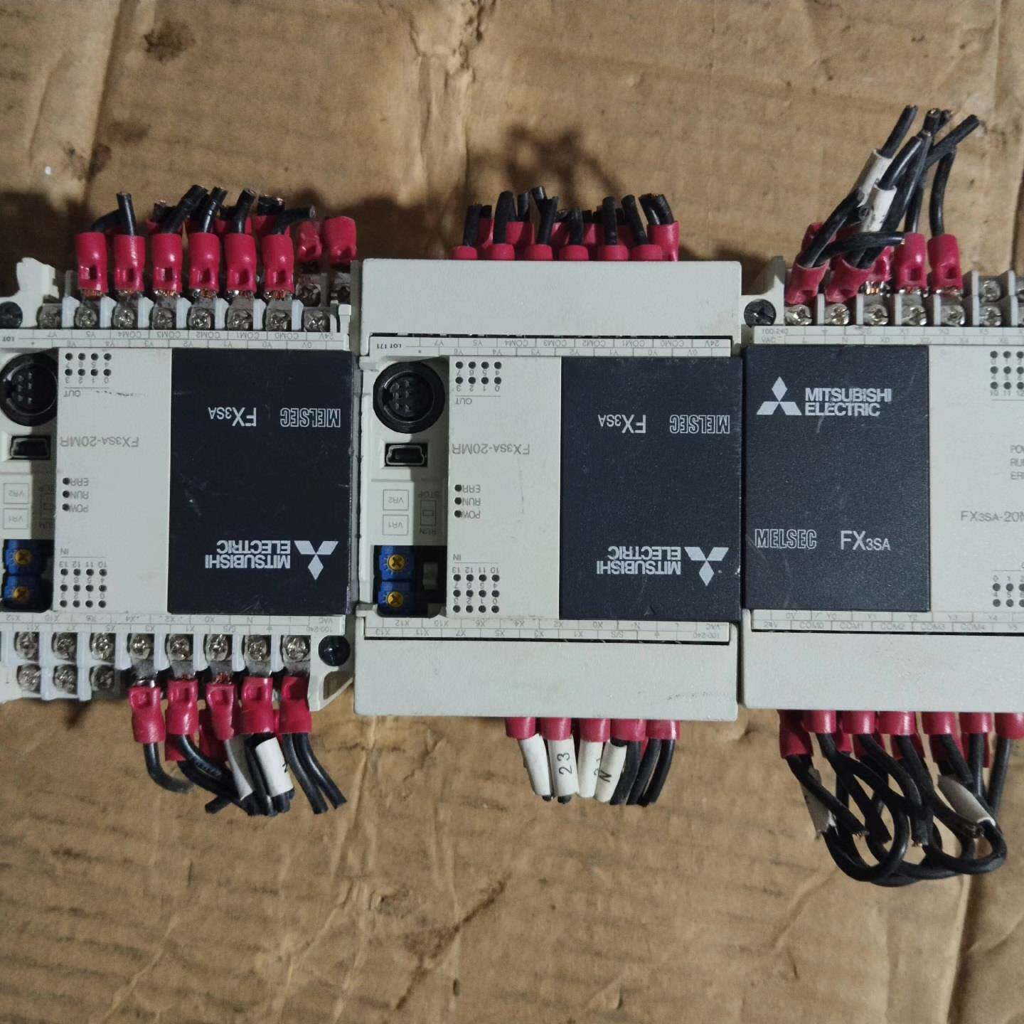 议价三凌PLC，FX3SA一2其它元器件
