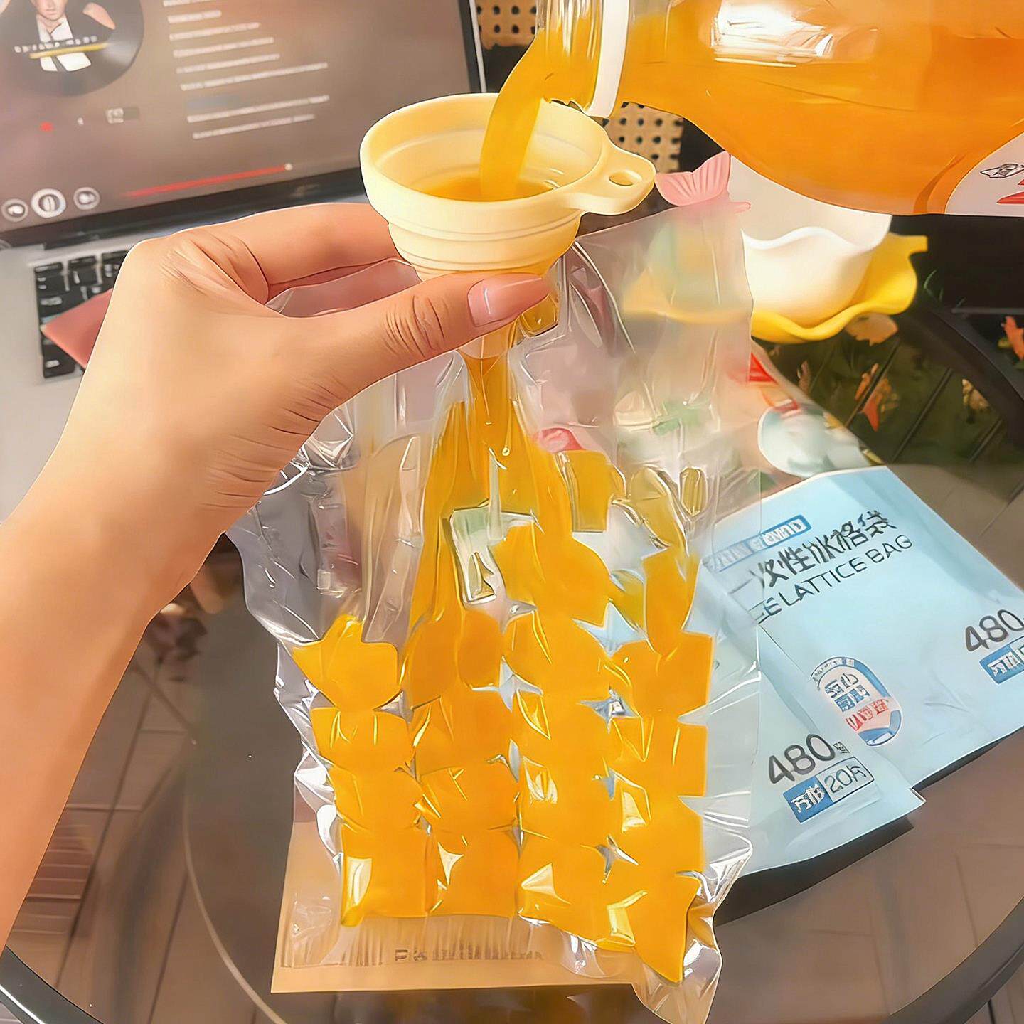 一次性冰格袋食品级大容量冰块制冰神器自制冰饮可冷冻不漏水可撕