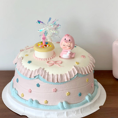 女孩儿童蛇宝宝蛋糕烘焙装饰