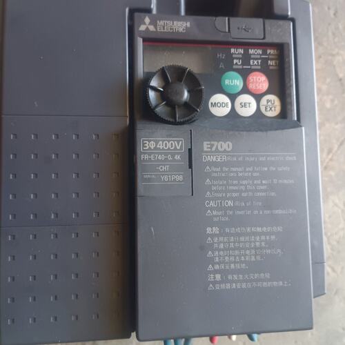 议价-三菱E700变频器，型号FR-有3台，E740-0.4K-C-可维修