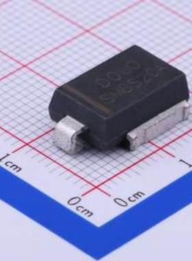 SM8S20A 静电和浪涌保护(TVS/ESD) TVS 20V截止 204A峰值脉冲 DO-