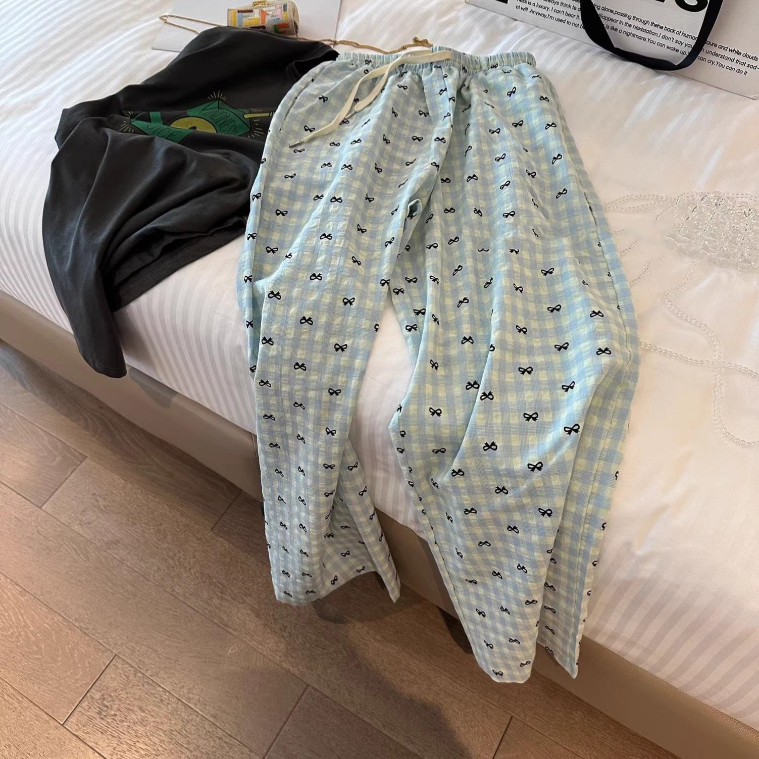 甜美休闲睡衣女夏款2025年新款圆领大码短袖长裤家居服套装可外穿