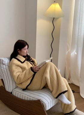 甜美简约奶黄色珊瑚绒连帽睡衣女冬季新款加厚保暖家居服套装外穿