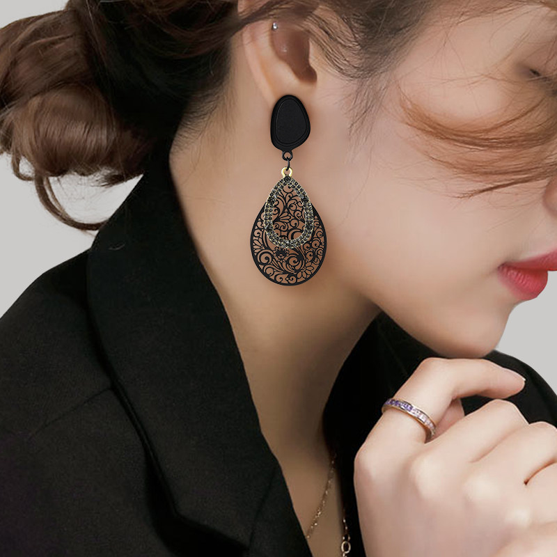 镶钻水滴镂空花朵耳环法式复古冷淡风耳坠小众设计感名媛气质耳饰