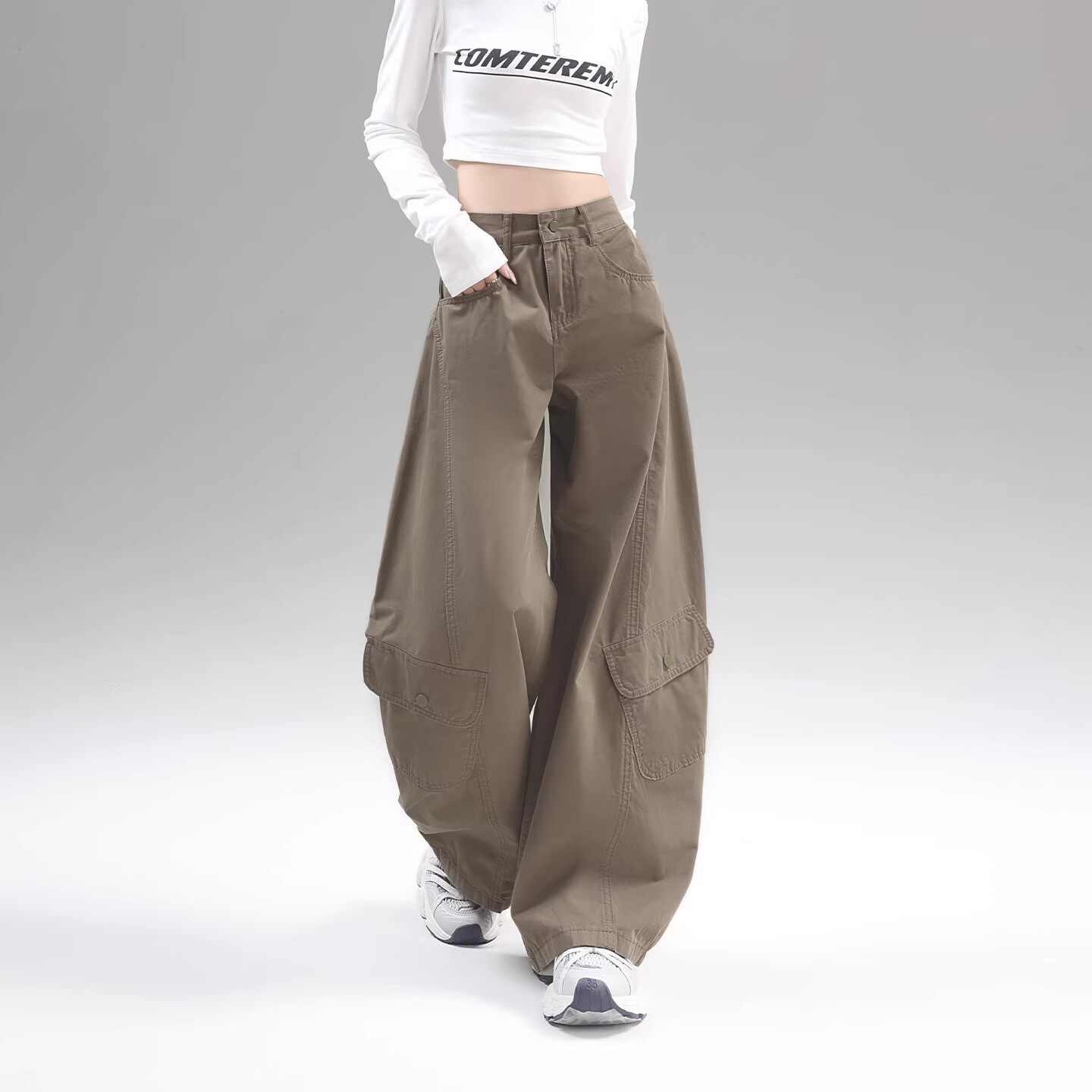 美式复古弯刀工装裤女秋季2025新款垂感宽松小个子高街阔腿运动裤