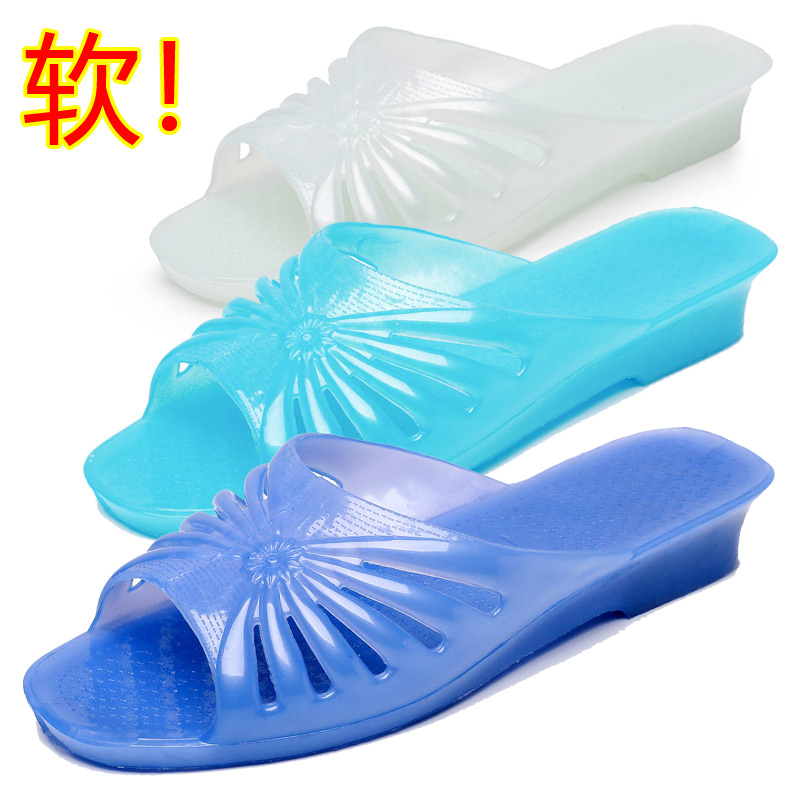 拖鞋女士家用夏季平底防滑透明水晶一字拖浴室洗澡拖塑胶软底凉拖