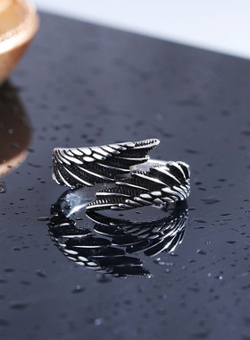 复古天使翅膀戒指男款潮流个性开口指环时尚防泰银羽毛男士单身戒