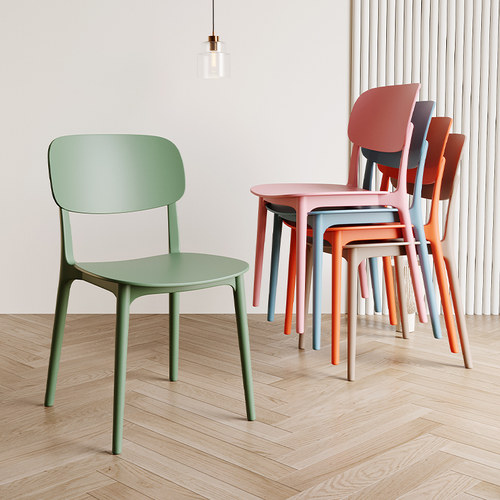 和荣轩家用塑料凳子可叠放椅子