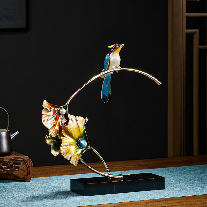 喜上枝头桌面摆件珐琅彩工艺喜鹊客厅家用餐厅高端大气家居装饰品