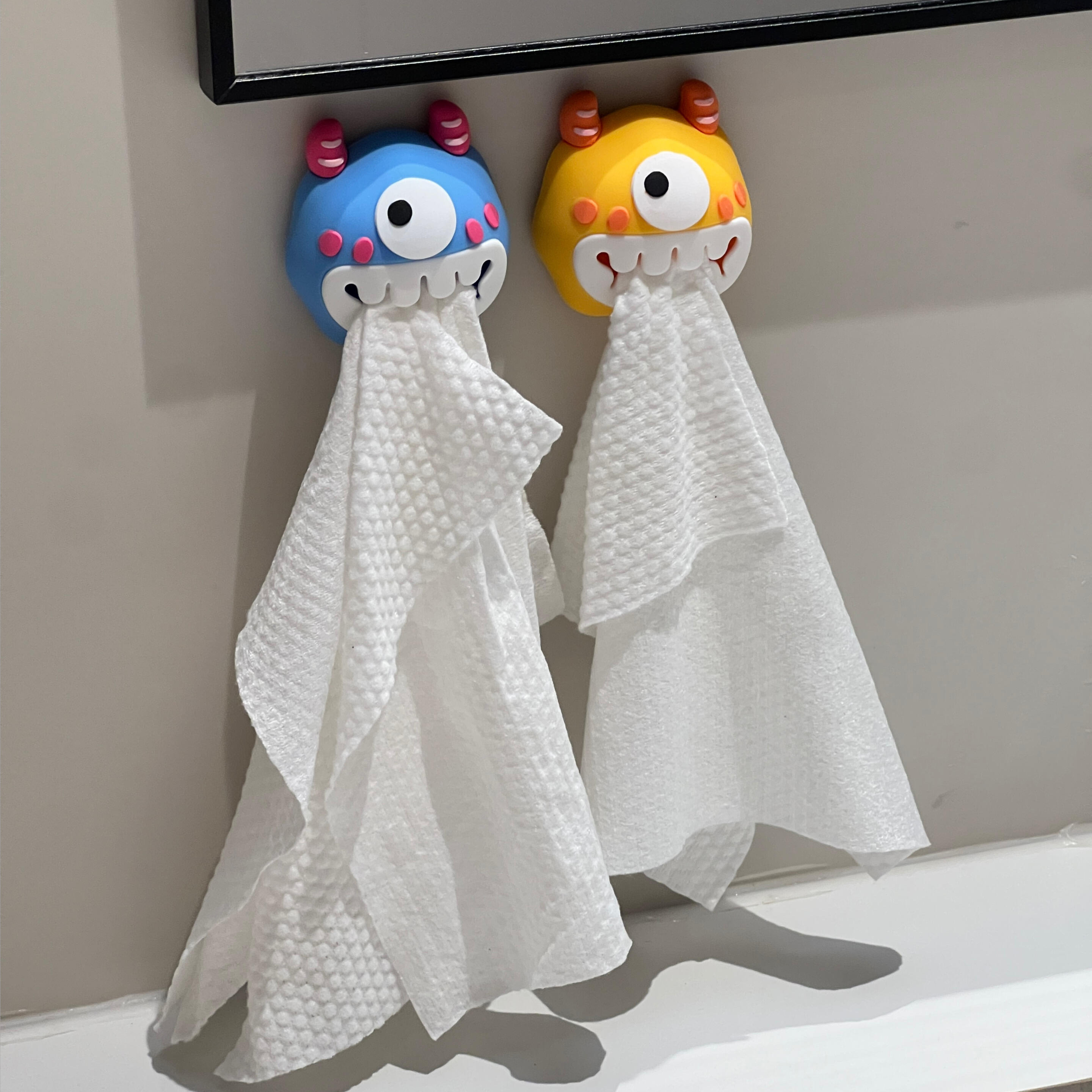 小怪兽毛巾架卫生间免打孔毛巾夹洗脸巾收纳架创意按压式挂钩收纳